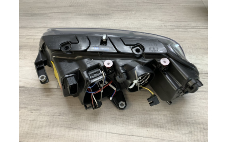 Фары передние Volkswagen Passat B5 2000-2005