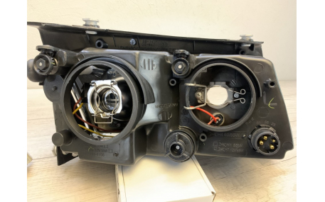 Фары передние Volkswagen Passat B5 1996-2000