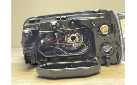 Фары передние Volkswagen T5