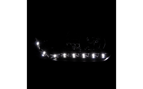 Фары передние Volkswagen Golf 4