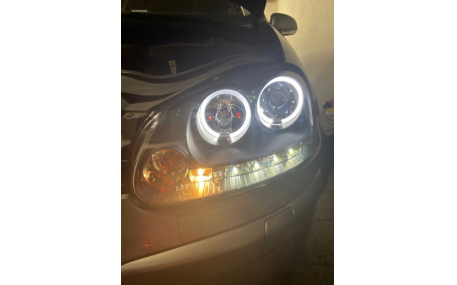 Фары передние Volkswagen Golf 5