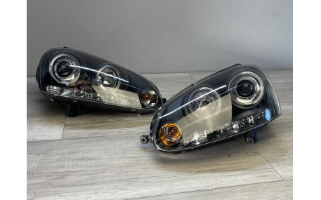 Фары передние Volkswagen Golf 5