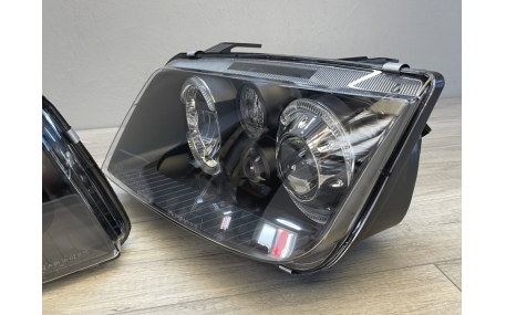 Фары передние Volkswagen Bora