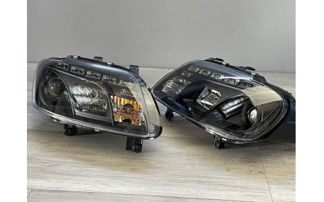 Фары передние Volkswagen