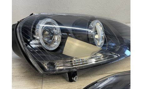 Фары передние Volkswagen Golf 5