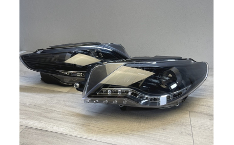 Фары передние Volkswagen Passat CC