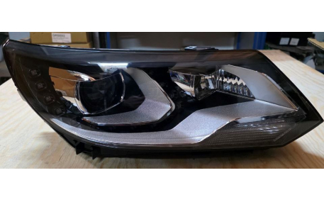 Фары передние Volkswagen Tiguan 2011-2016