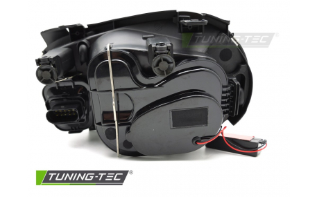 Фары передние Volkswagen Golf 4