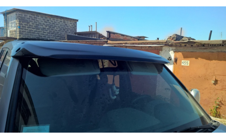 Козырек Mitsubishi Pajero Wagon