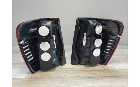 Фонари задние JEEP Grand Cherokee