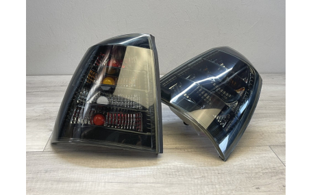 Фонари задние Opel Astra G Sedan