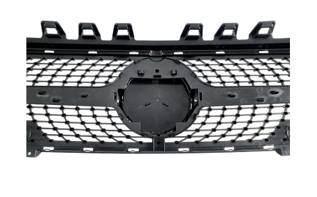 Решетка радиатора Mercedes CLA-class C118