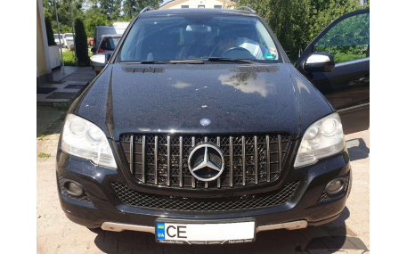 Решетка радиатора Mercedes ML-class W164 2009-2011