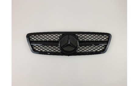 Решетка радиатора Mercedes C-class W203