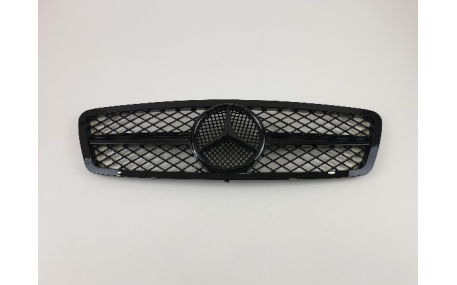 Решетка радиатора Mercedes C-class W203