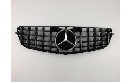 Решетка радиатора Mercedes C-class W204