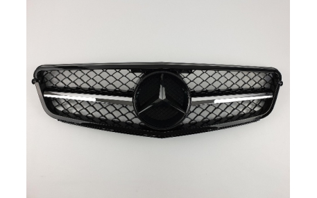 Решетка радиатора Mercedes C-class W204