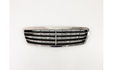 Решетка радиатора Mercedes E-class W211 2002-2006