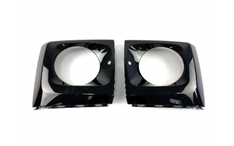 Решетка радиатора Mercedes G-class W463