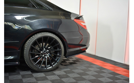 Накладка задняя Mercedes CLK-class W207