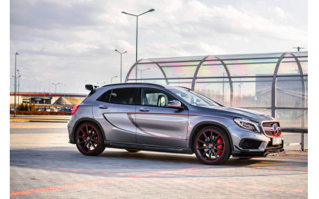 Накладка передняя Mercedes GLA-class X156