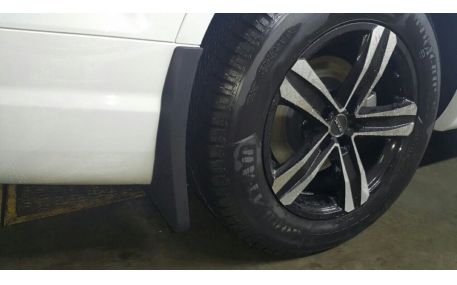 Брызговики Audi Q7