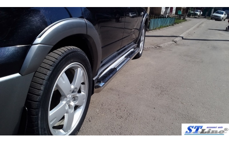 Подножки Mitsubishi Outlander