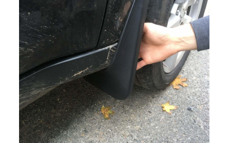 Брызговики передние Mitsubishi Outlander XL