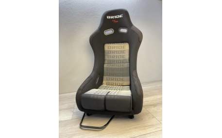 Сиденья GTR BRIDE BLACK GREY