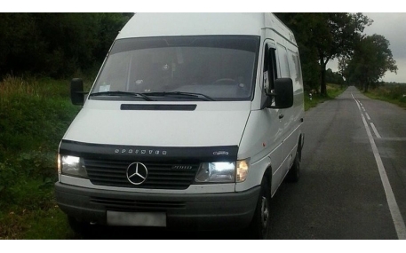 Дефлектор капота Mercedes Sprinter