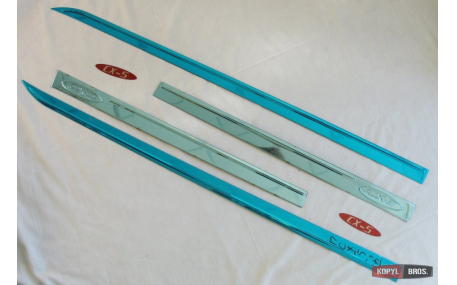 Молдинги дверей Mazda CX-5