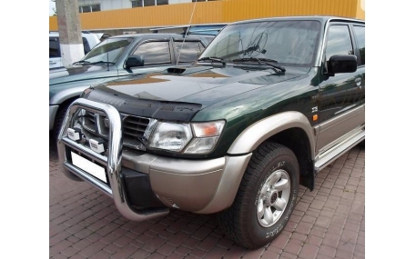Дефлектор капота Nissan Patrol Y61