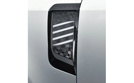 Вставки в крылья Land Rover Defender