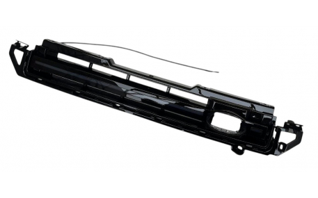 Решетка радиатора Land Rover Defender L663