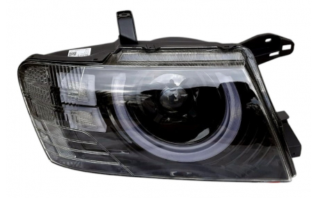 Фары передние Mitsubishi Pajero Wagon 3