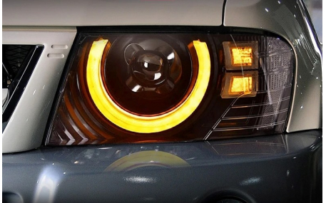 Фары передние Mitsubishi Pajero Wagon 3