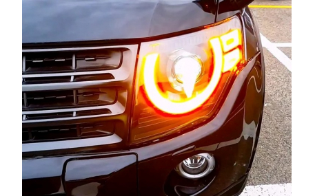 Фары передние Mitsubishi Pajero Wagon 4