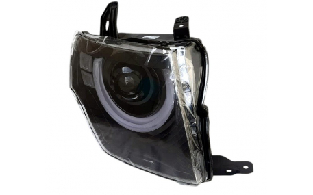 Фары передние Mitsubishi Pajero Wagon 4