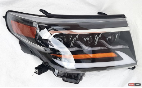 Фары передние Toyota Land Cruiser 200