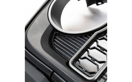 Решетка радиатора Jeep Wrangler JL