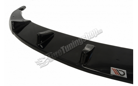 Накладка передняя Opel Corsa D