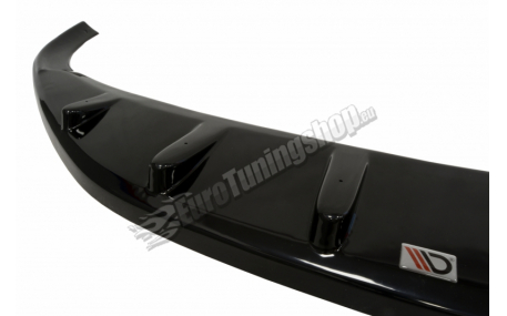 Накладка передняя Opel Zafira B