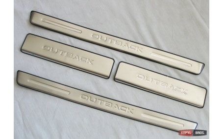 Накладки на пороги Subaru Outback