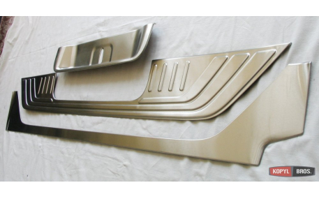 Накладка на задний бампер Mercedes V-class W447