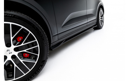 Пороги Porsche Macan EV