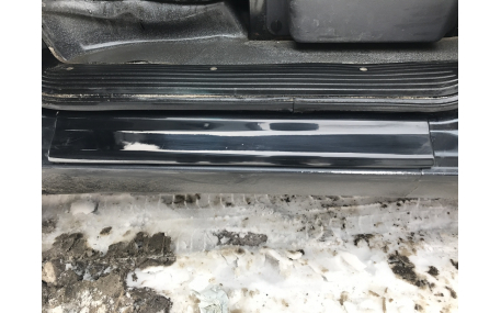 Накладки на пороги Mercedes Vito W638
