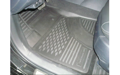 Коврики в салон Toyota Avensis
