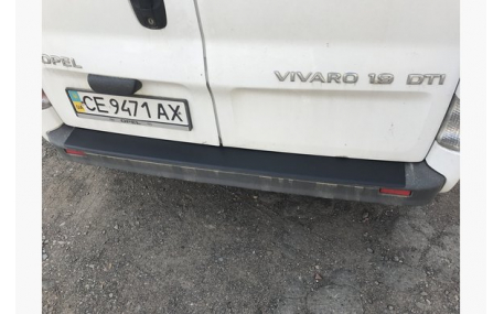 Накладка на задний бампер Opel Vivaro