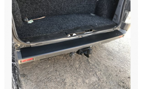 Накладка на задний бампер Opel Vivaro