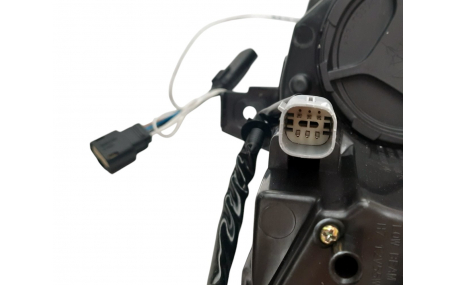 Фары передние Chevrolet Malibu XL